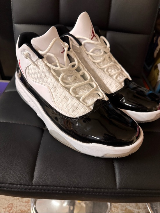 Jordan Other - Air Jordan max aura2 - White/Black with Red Jumpman